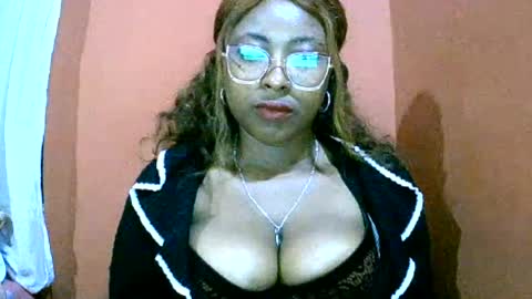 hotarian1 online show from 06/13/26, 07:06