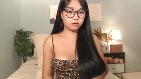 hotasian_gabby69 online show from 06/15/26, 12:35