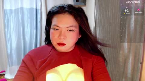 Snapshot of hotasian_mama chatting on 09/13/25, 08:25 Grace online show from 09/13/25, 08:25