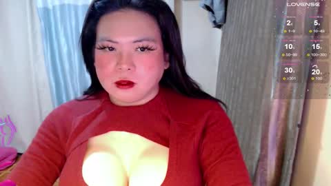 Snapshot of hotasian_mama chatting on 09/20/25, 09:32 Grace online show from 09/20/25, 09:32