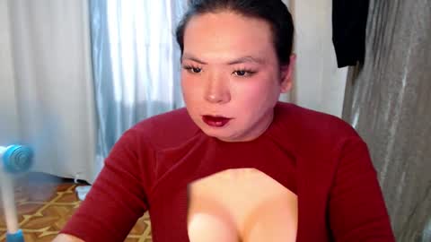 Snapshot of hotasian_mama chatting on 10/05/25, 06:34 Grace online show from 10/05/25, 06:34