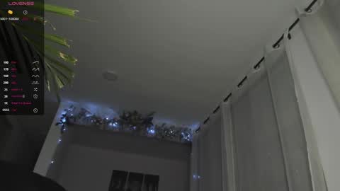 Snapshot of hotay_ chatting on 12/03/24, 02:14 Andrew xdres08 online show from 12/03/24, 02:14