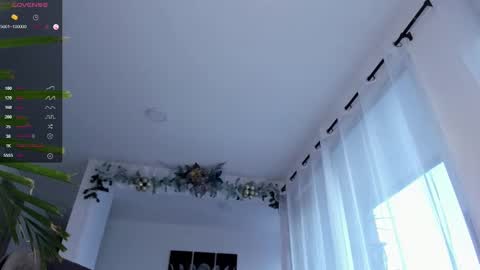 Snapshot of hotay_ chatting on 01/10/25, 10:46 Andrew xdres08 online show from 01/10/25, 10:46