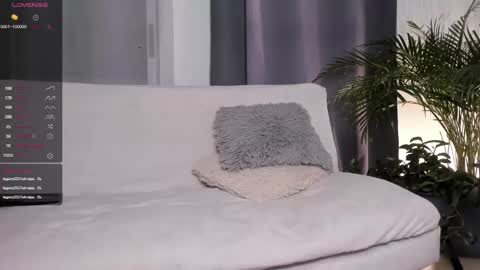 Snapshot of hotay_ chatting on 02/06/25, 02:00 Andrew xdres08 online show from 02/06/25, 02:00