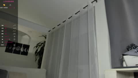 Snapshot of hotay_ chatting on 03/11/25, 03:16 Andrew xdres08 online show from 03/11/25, 03:16