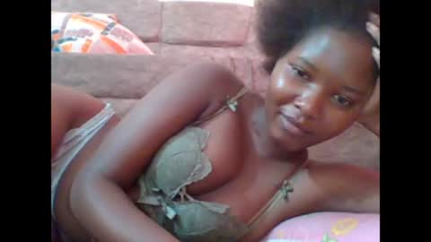love online show from 02/05/25, 01:00