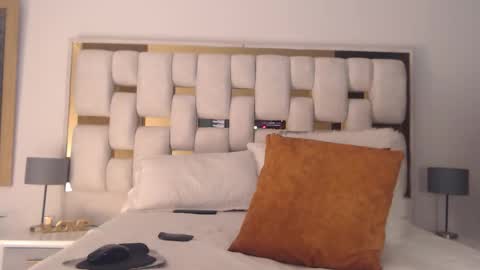 Bella Milf online show from 10/17/25, 12:36