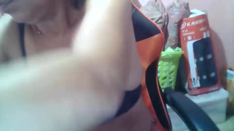 hotbetty_45 online show from 01/03/25, 12:00