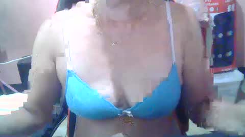 hotbetty_45 online show from 03/02/25, 05:23