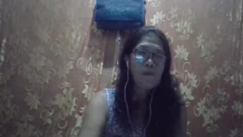Snapshot of hotbetty_45 chatting on 01/15/26, 12:21 hotbetty_45 online show from 01/15/26, 12:21