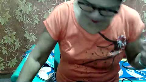 Snapshot of hotbetty_45 chatting on 02/19/26, 10:22 hotbetty_45 online show from 02/19/26, 10:22