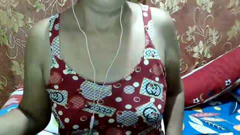 Snapshot of hotbetty_45 chatting on 03/01/26, 01:24 hotbetty_45 online show from 03/01/26, 01:24