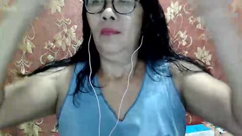 Snapshot of hotbetty_45 chatting on 03/09/26, 08:51 hotbetty_45 online show from 03/09/26, 08:51