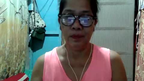 Snapshot of hotbetty_45 chatting on 07/12/26, 12:12 hotbetty_45 online show from 07/12/26, 12:12