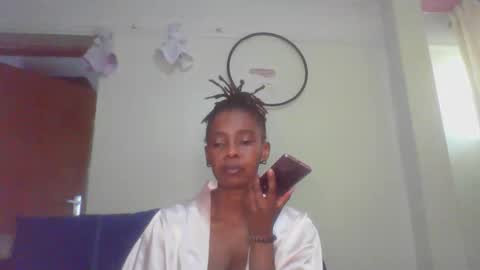 Snapshot of hotbooty001 chatting on 09/25/25, 08:51 spicy online show from 09/25/25, 08:51