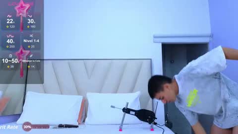 hotboy21_ online show from 09/30/25, 03:44