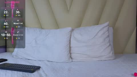 hotboy21_ online show from 11/12/25, 04:57