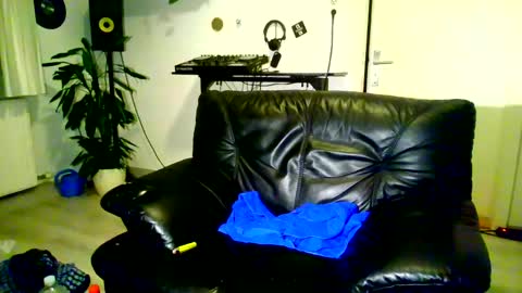 hotboy32891282 online show from 05/29/26, 12:41