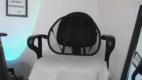Alex Neon online show from 12/04/24, 11:30