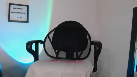 Alex Neon online show from 12/13/24, 11:02