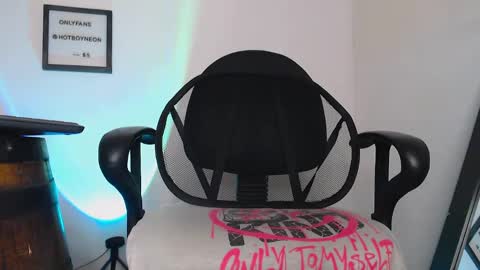 Alex Neon online show from 12/21/24, 06:23