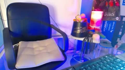 hotbritneyxx online show from 01/30/25, 06:21