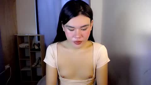 rain online show from 11/11/25, 04:01