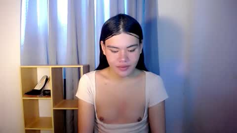 rain online show from 12/04/25, 12:42