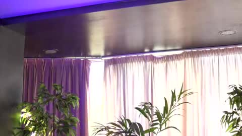 Anais online show from 09/18/25, 06:15