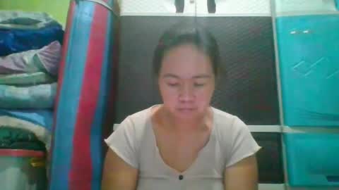 Snapshot of hotchicks4uxx chatting on 02/05/25, 12:31 hotchicks4uxx online show from 02/05/25, 12:31