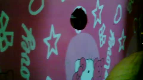 hotcupcake19 online show from 07/14/26, 03:00