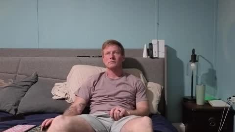 Snapshot of hotdadforyou chatting on 02/19/26, 04:25 hotdadforyou online show from 02/19/26, 04:25