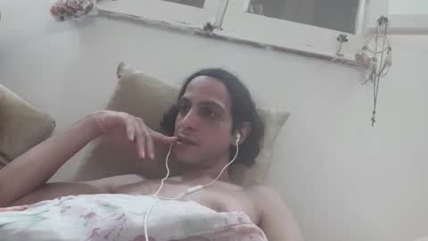 Snapshot of hotdany70 chatting on 10/15/25, 03:34 hotdany70 online show from 10/15/25, 03:34