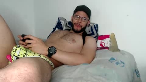 hotdereck33 online show from 03/01/25, 09:18