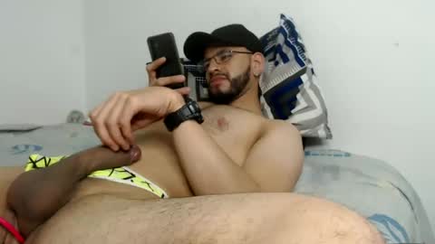 hotdereck33 online show from 03/05/25, 01:21