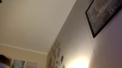 Snapshot of hoteffy chatting on 11/17/25, 10:10 effy online show from 11/17/25, 10:10