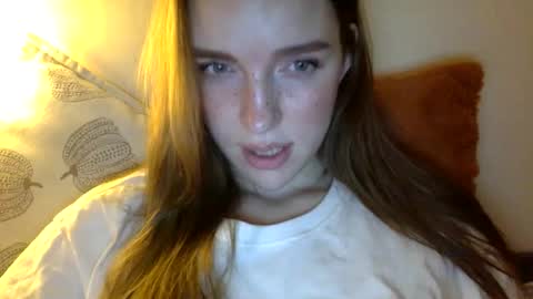 Snapshot of hoteffy chatting on 12/04/25, 09:01 effy online show from 12/04/25, 09:01