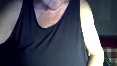 Snapshot of hotejok chatting on 10/19/25, 11:38 hotejok online show from 10/19/25, 11:38