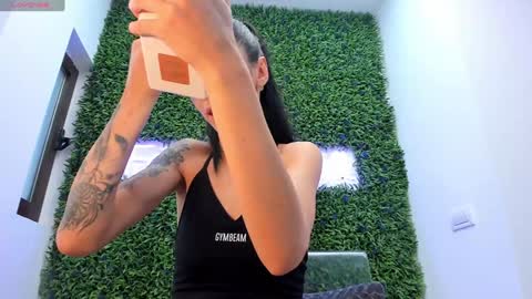 hotfallingdevil online show from 09/11/25, 11:32