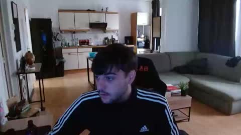 Snapshot of hotfilled chatting on 10/18/25, 03:57 Mephisto667 online show from 10/18/25, 03:57