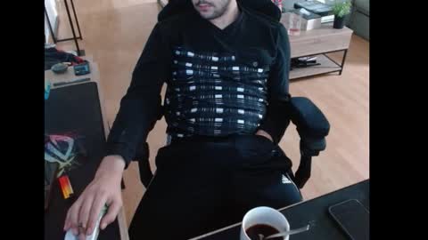 Snapshot of hotfilled chatting on 10/21/25, 11:44 Mephisto667 online show from 10/21/25, 11:44