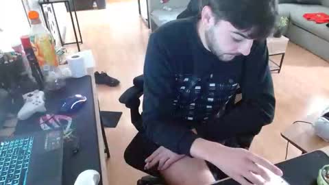 Snapshot of hotfilled chatting on 10/22/25, 12:05 Mephisto667 online show from 10/22/25, 12:05