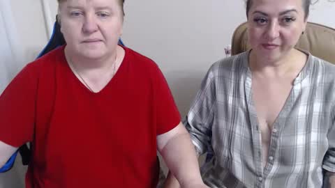 Snapshot of hotfiremommy chatting on 10/09/25, 07:56 LimonkaFire online show from 10/09/25, 07:56