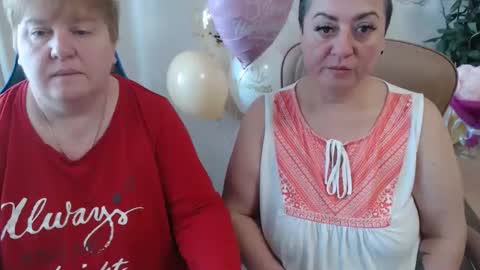 Snapshot of hotfiremommy chatting on 10/16/25, 06:47 LimonkaFire online show from 10/16/25, 06:47