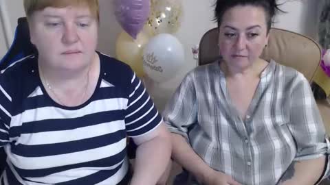 Snapshot of hotfiremommy chatting on 10/17/25, 07:16 LimonkaFire online show from 10/17/25, 07:16