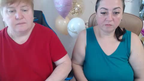 Snapshot of hotfiremommy chatting on 10/19/25, 07:31 LimonkaFire online show from 10/19/25, 07:31