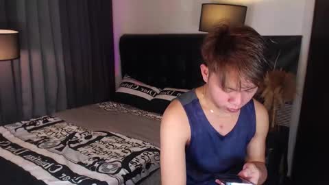 hotfucker_drei online show from 10/06/25, 03:37