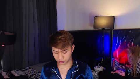 hotfucker_drei online show from 10/23/25, 05:18