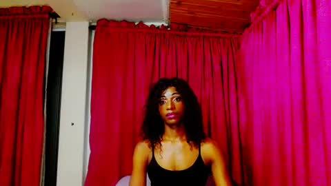 hotgee2025 online show from 01/15/25, 12:19