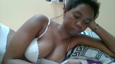 Queen online show from 09/22/25, 09:06